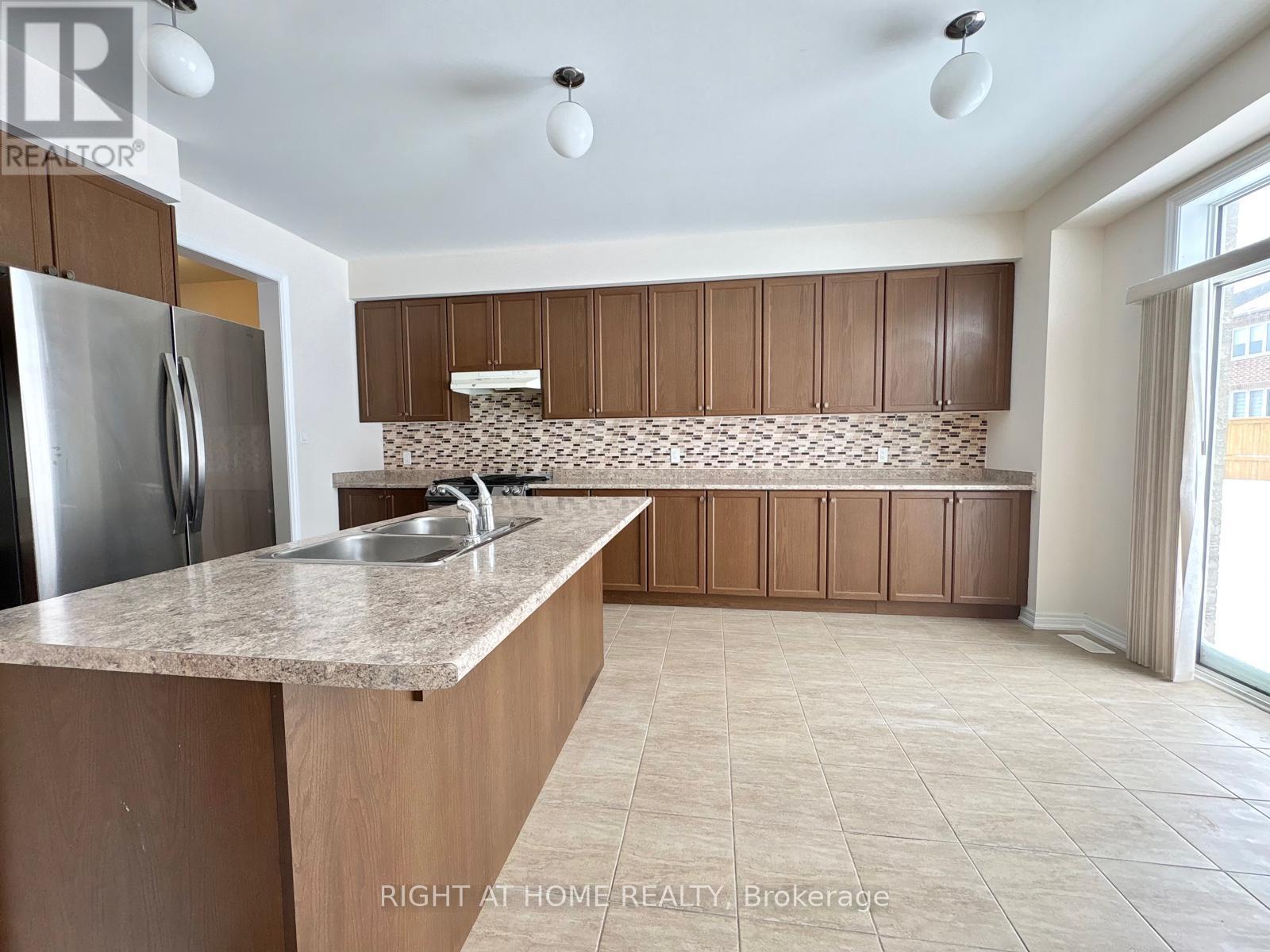 675 Anishinaabe Drive, Shelburne, Ontario  L9V 3Y5 - Photo 6 - X12808994