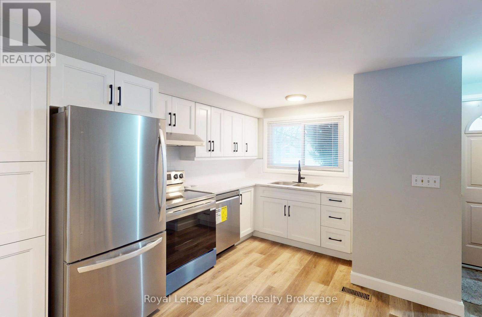 653 Northdale Drive, Woodstock, Ontario  N4S 5J8 - Photo 3 - X12809028