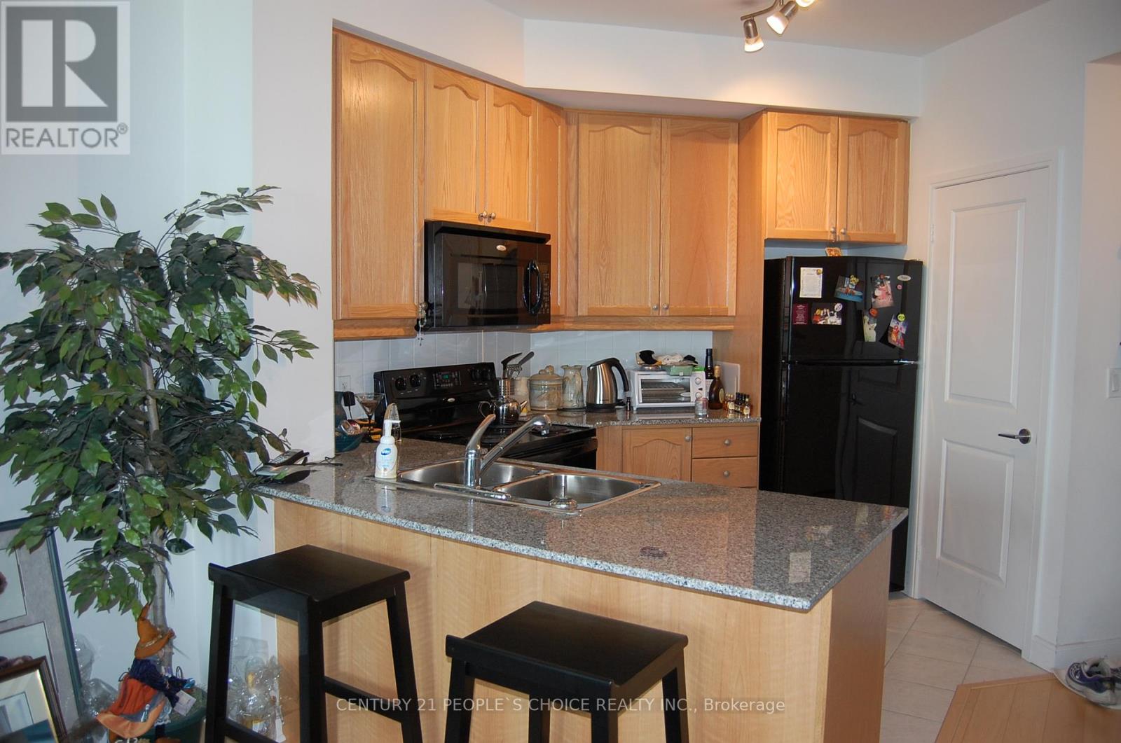 1504 - 70 Absolute Avenue, Mississauga, Ontario  L4Z 0A4 - Photo 6 - W12808322