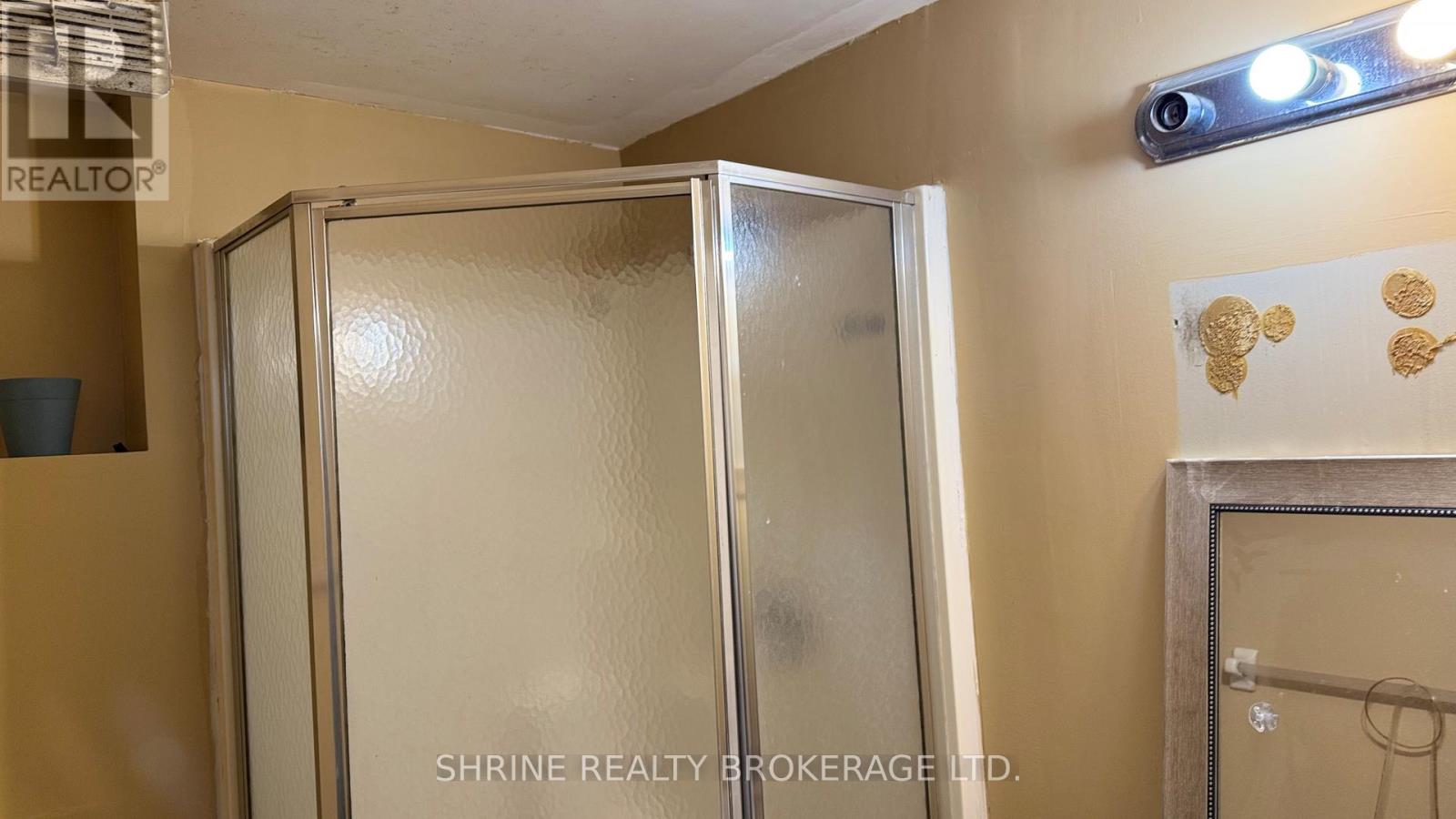 215 Thurman Circle, London East, Ontario  N5V 4Z2 - Photo 4 - X12739222