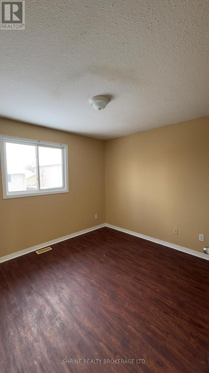 215 Thurman Circle, London East, Ontario  N5V 4Z2 - Photo 5 - X12739222