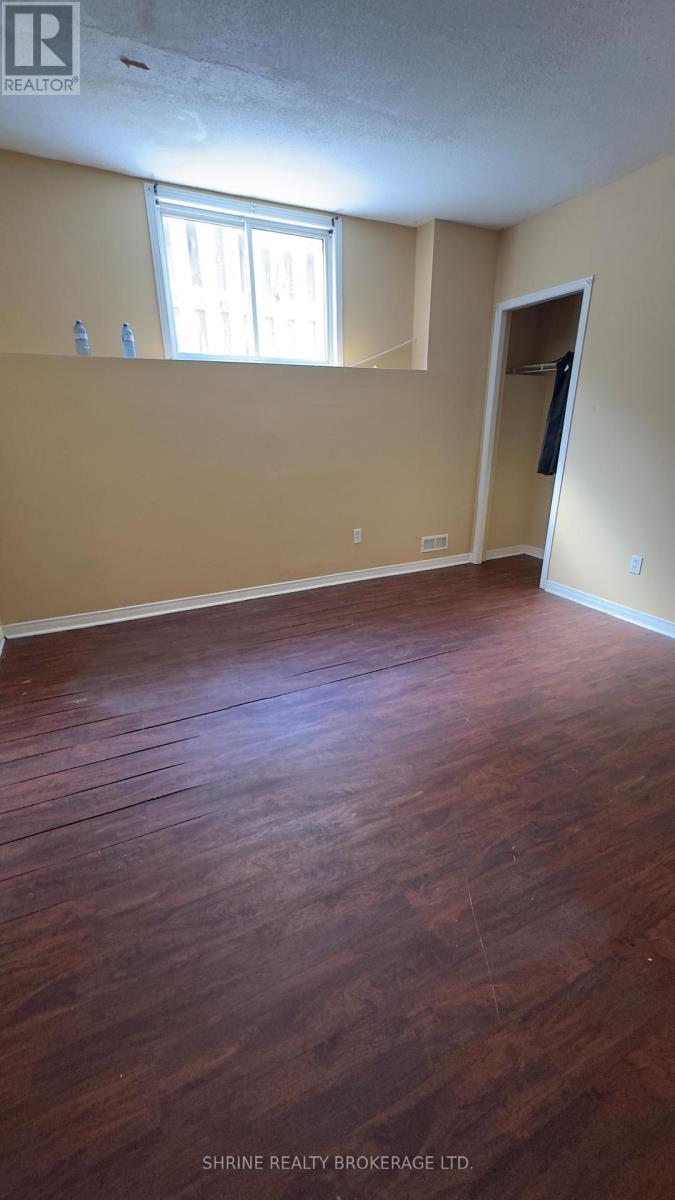 215 Thurman Circle, London East, Ontario  N5V 4Z2 - Photo 10 - X12739222