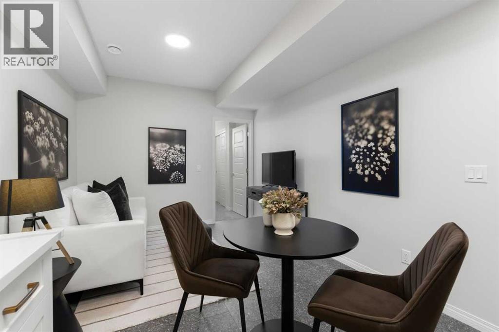 135 Huxland Road Ne, Calgary, Alberta  T2A 7X4 - Photo 8 - A2273169