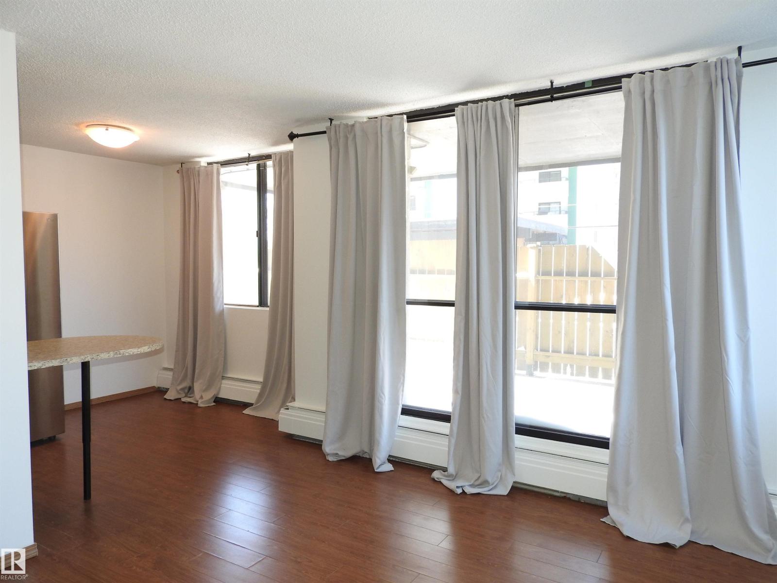 #105 10160 115 St Nw, Edmonton, Alberta  T5K 1T6 - Photo 15 - E4471178