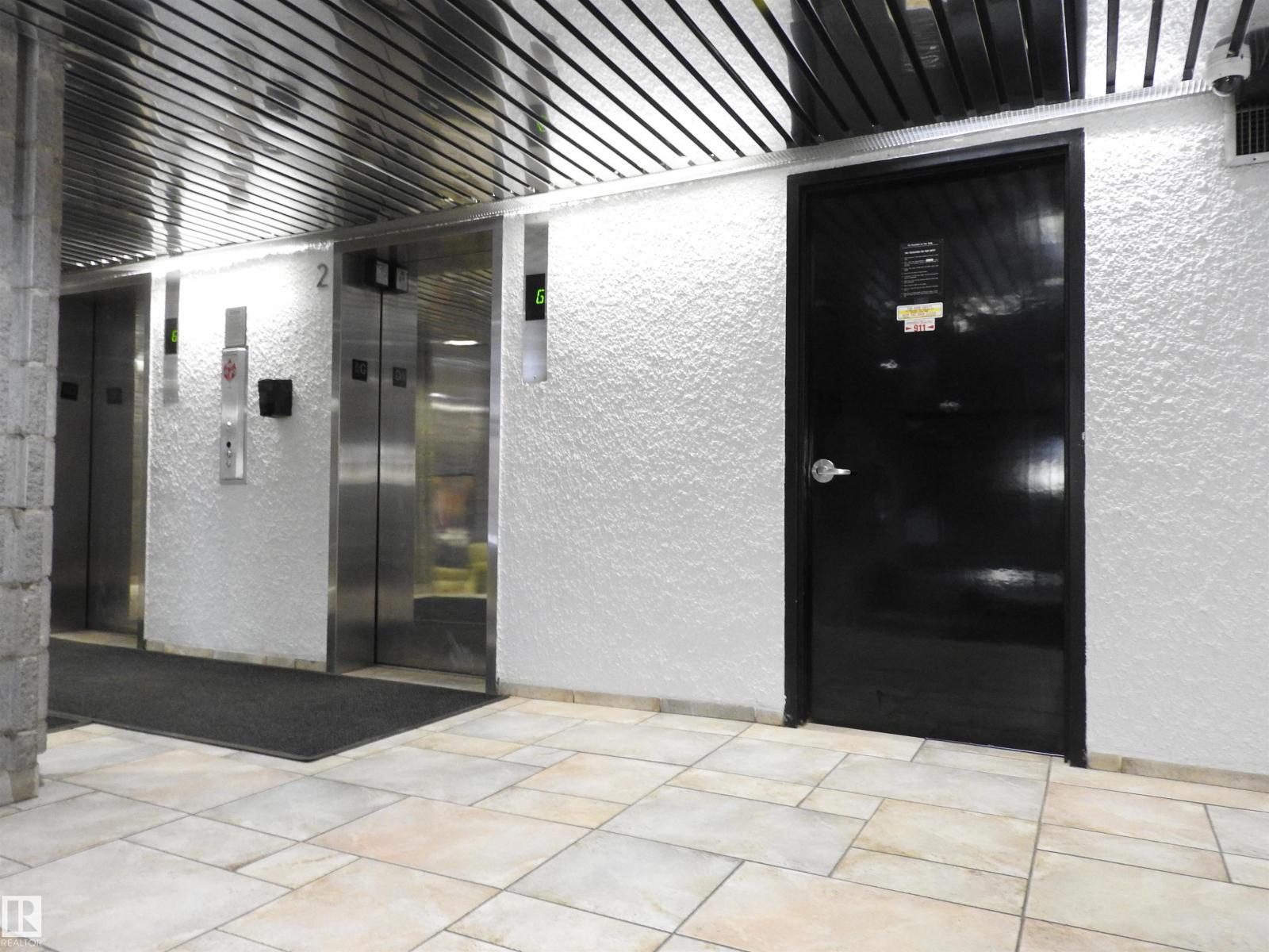 #105 10160 115 St Nw, Edmonton, Alberta  T5K 1T6 - Photo 4 - E4471178