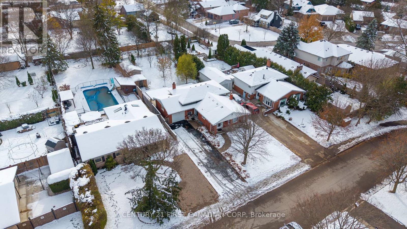 383 Magnolia Crescent, London East, Ontario  N5Y 4T1 - Photo 4 - X12809030