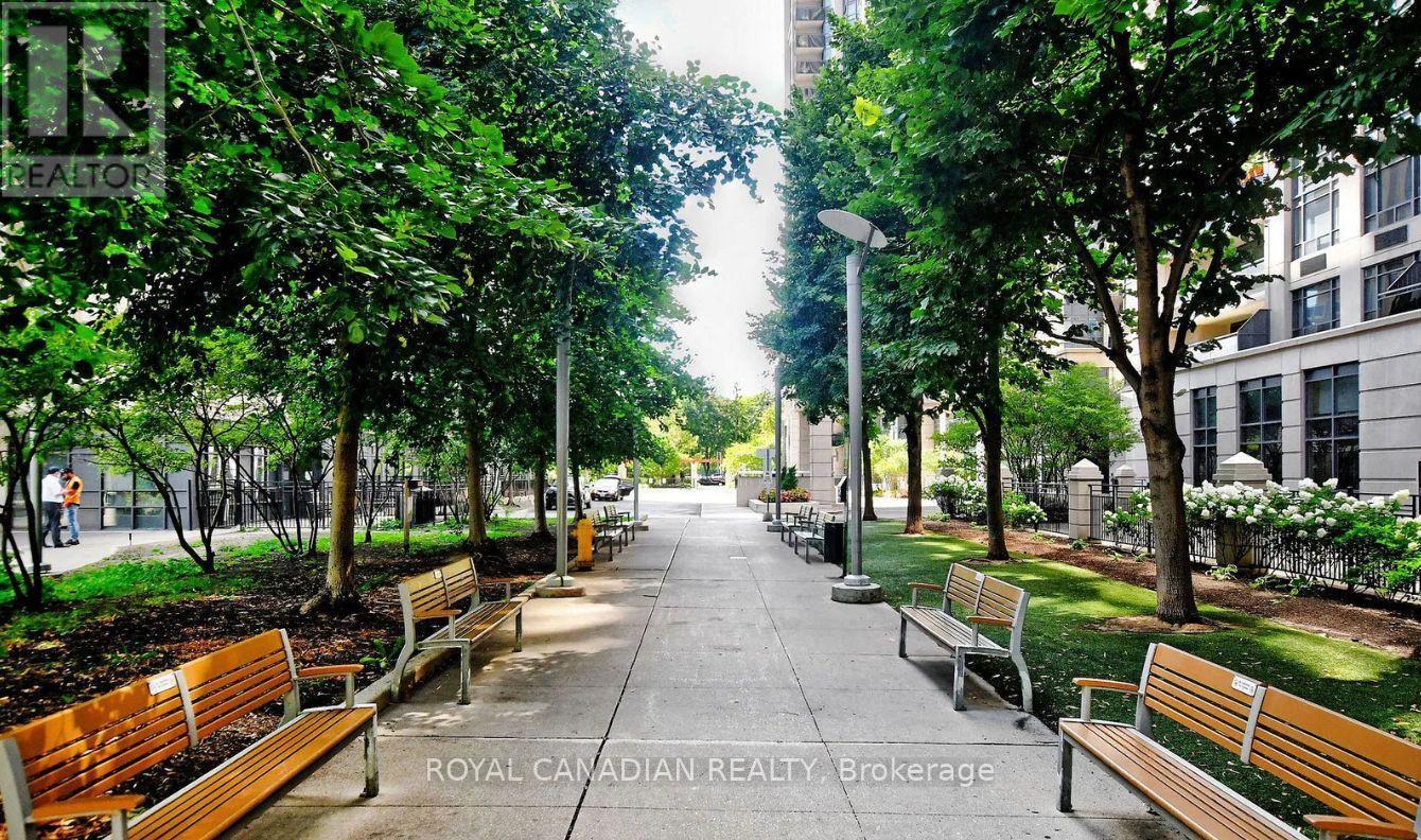 2710 - 4978 Yonge Street, Toronto, Ontario  M2N 7G8 - Photo 2 - C12809046