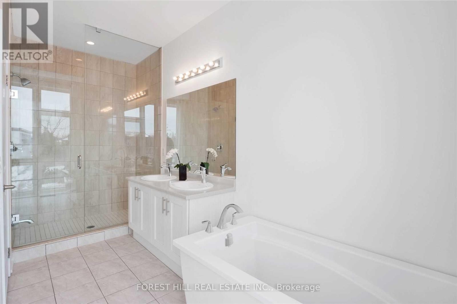 9144 Bathurst Street, Vaughan, Ontario  L4J 0K1 - Photo 33 - N12809050