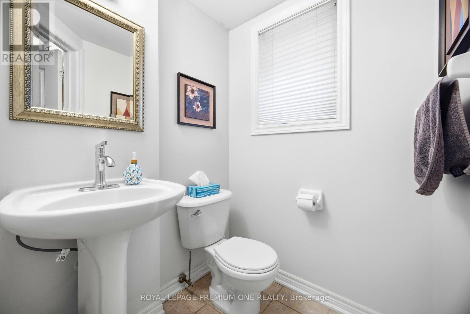 99 Royal Pine Avenue, Vaughan, Ontario  L4H 1S8 - Photo 19 - N12809054