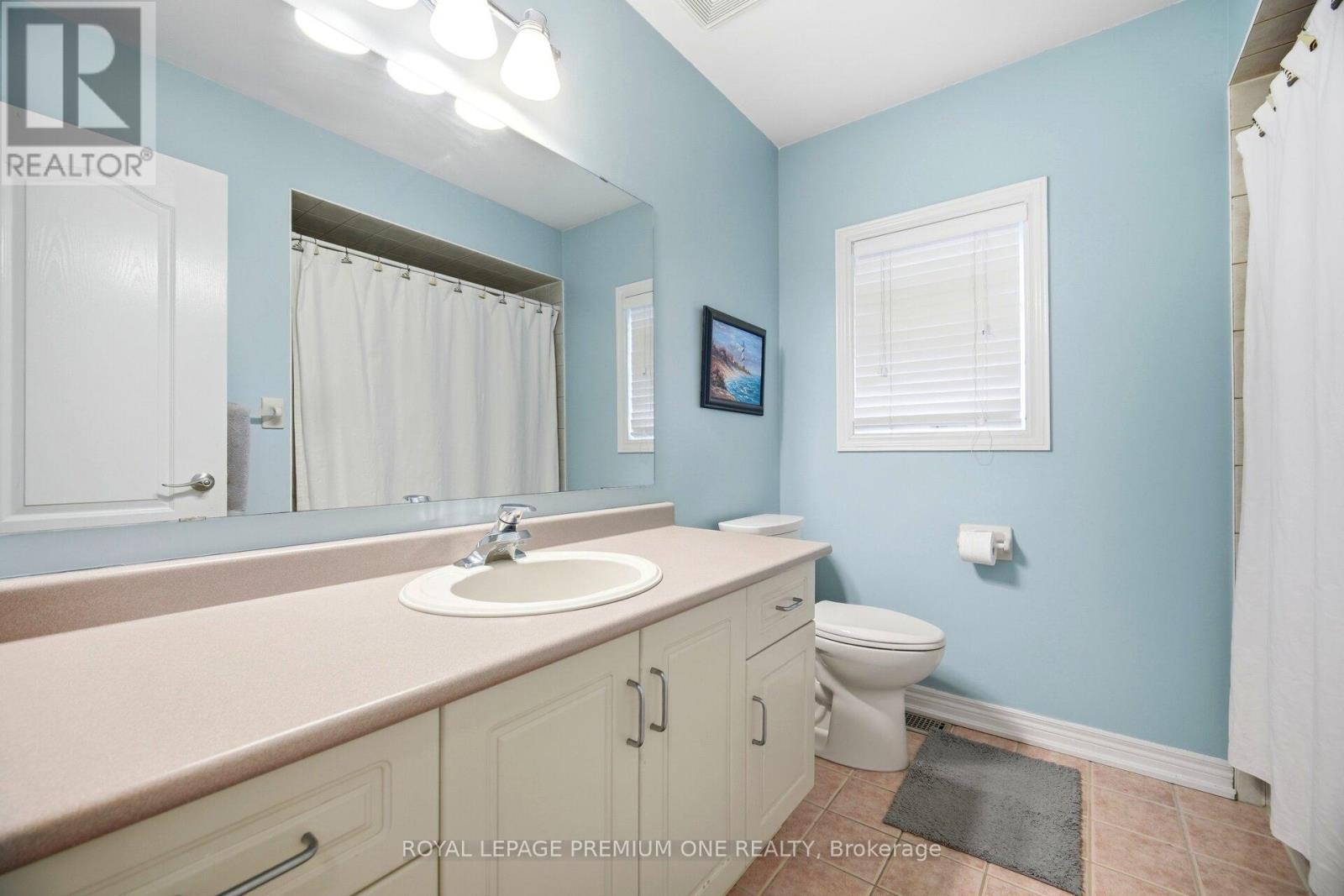 99 Royal Pine Avenue, Vaughan, Ontario  L4H 1S8 - Photo 33 - N12809054