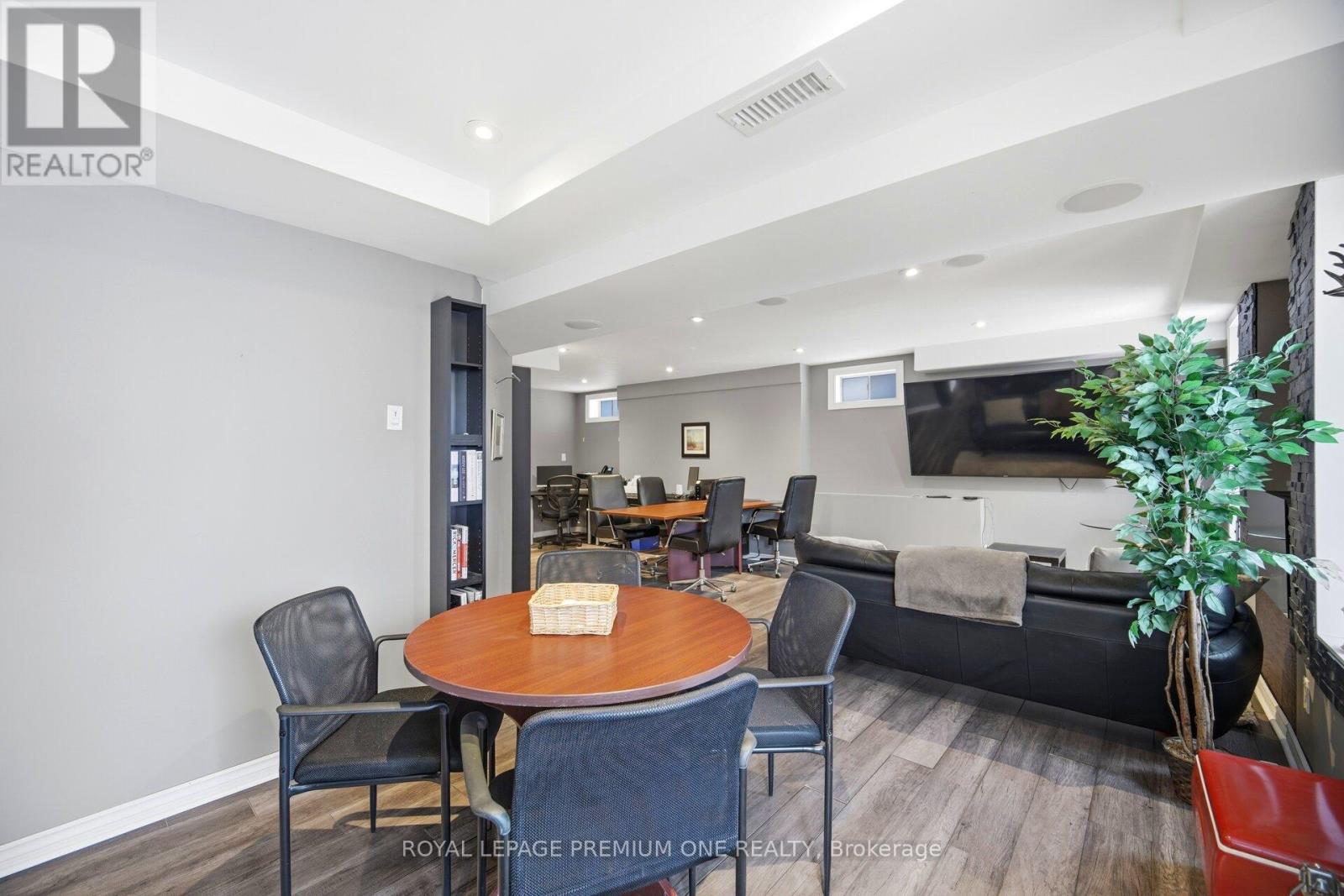 99 Royal Pine Avenue, Vaughan, Ontario  L4H 1S8 - Photo 42 - N12809054