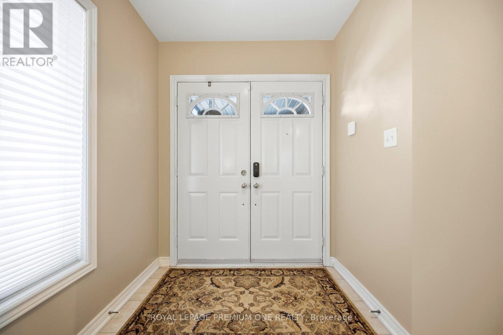 99 Royal Pine Avenue, Vaughan, Ontario  L4H 1S8 - Photo 5 - N12809054