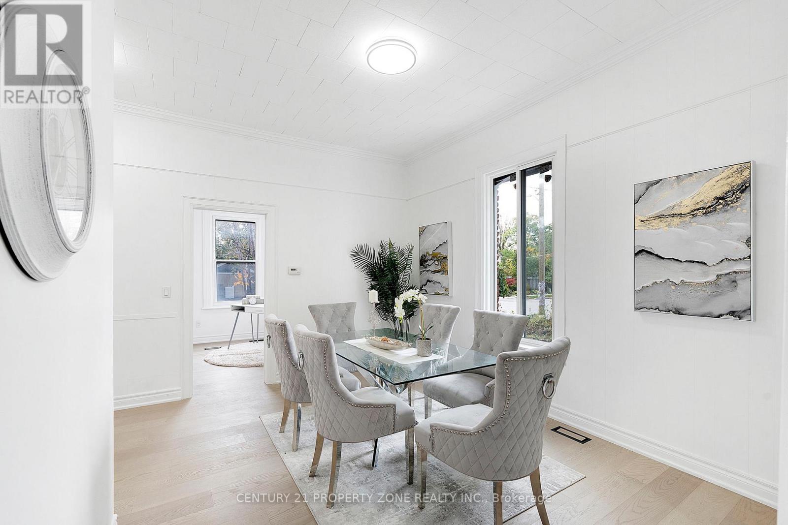 72 Nelson Street E, Brampton, Ontario  L6V 1E2 - Photo 6 - W12809056