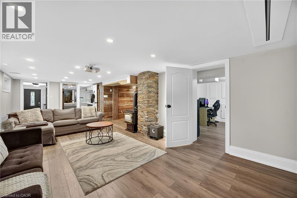 108 Owen Street, Barrie, Ontario  L4M 3H7 - Photo 39 - 40804444