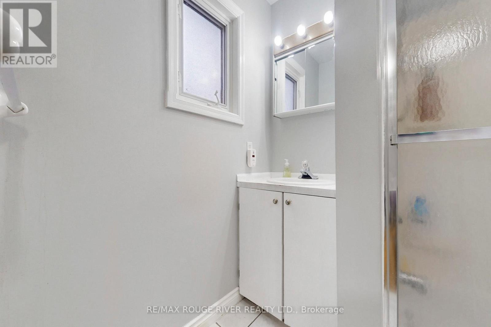 644 Oxford Street, Oshawa, Ontario  L1J 3V8 - Photo 16 - E12809068