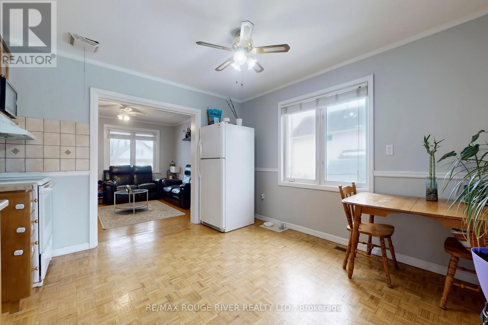 644 Oxford Street, Oshawa, Ontario  L1J 3V8 - Photo 6 - E12809068