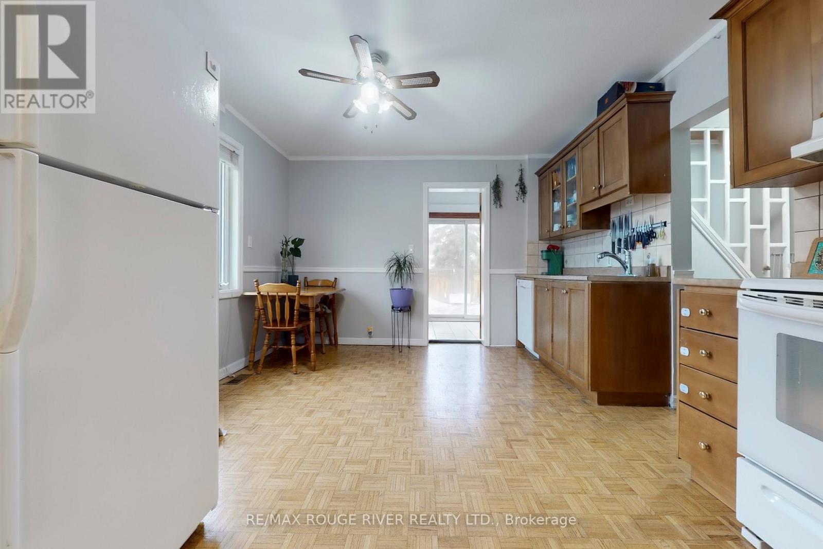 644 Oxford Street, Oshawa, Ontario  L1J 3V8 - Photo 9 - E12809068