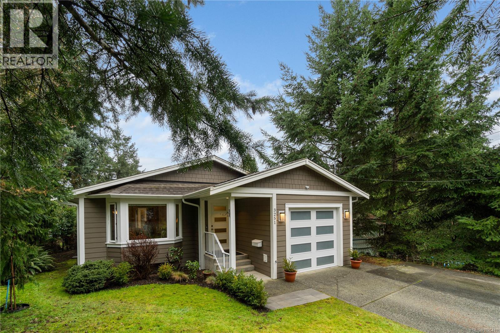 3251 Poppleton Rd, Nanaimo, British Columbia