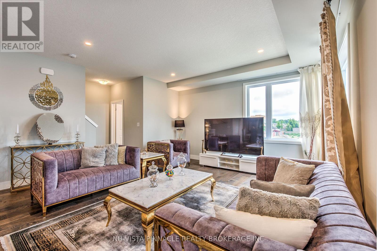 188 - 177 Edgevalley Road, London East, Ontario  N5V 0C5 - Photo 14 - X12809102