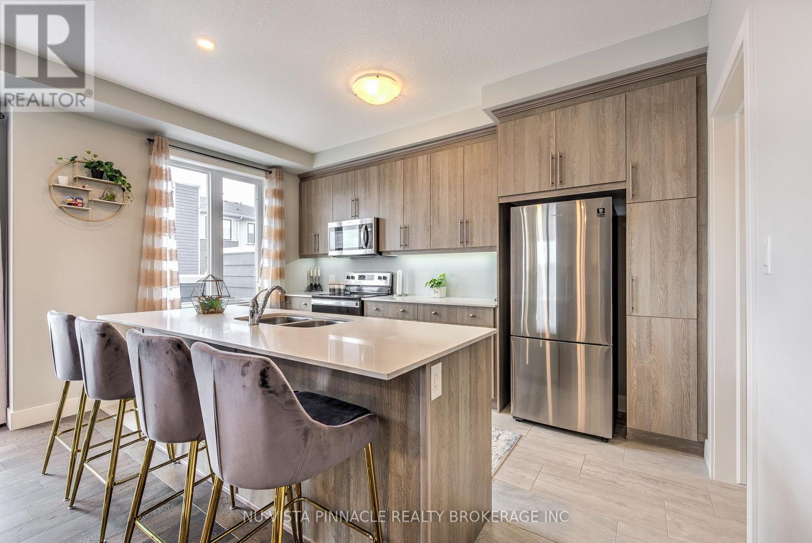 188 - 177 Edgevalley Road, London East, Ontario  N5V 0C5 - Photo 17 - X12809102