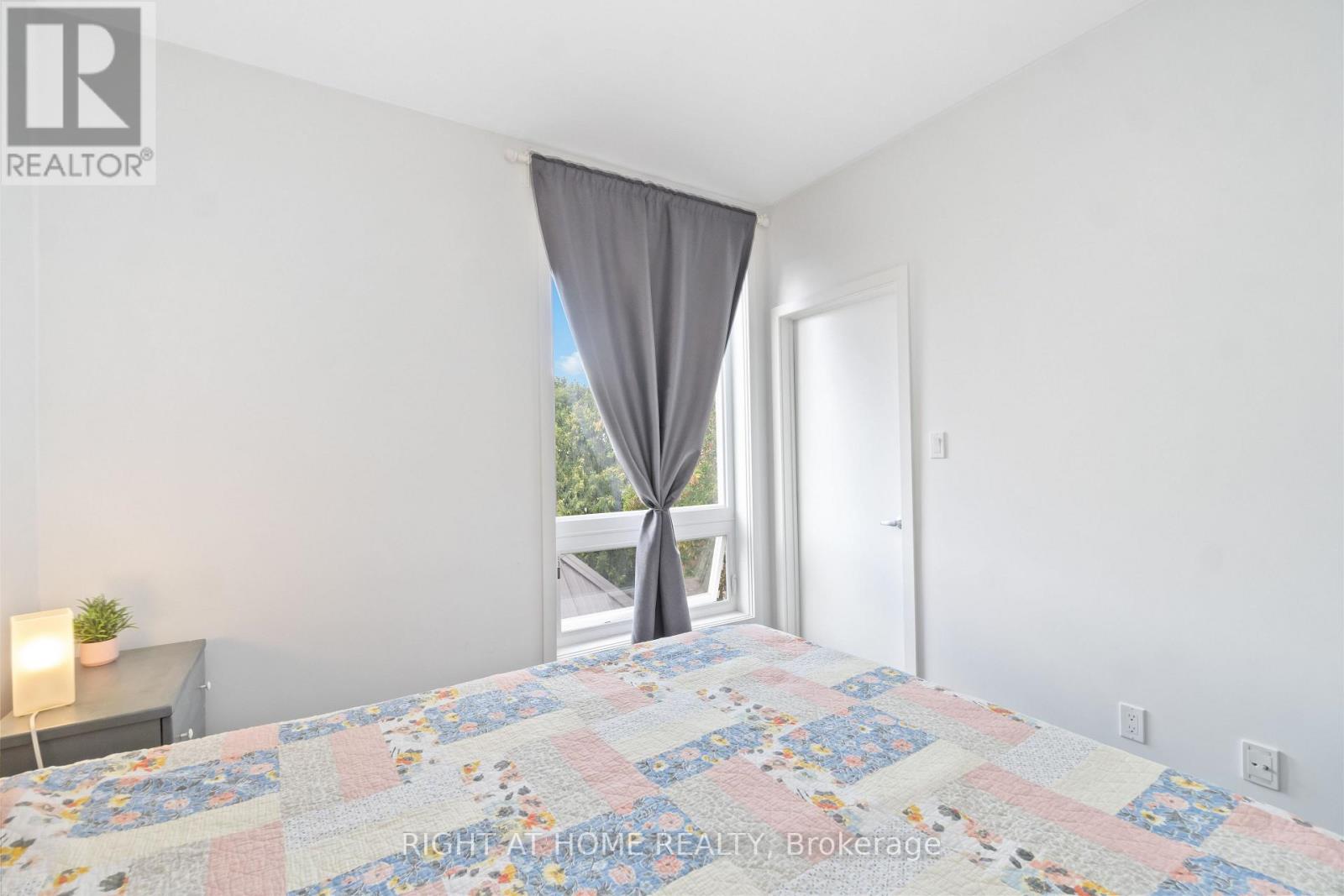 305 - 22 Perkins Street, Ottawa, Ontario  K1R 7G5 - Photo 14 - X12809074