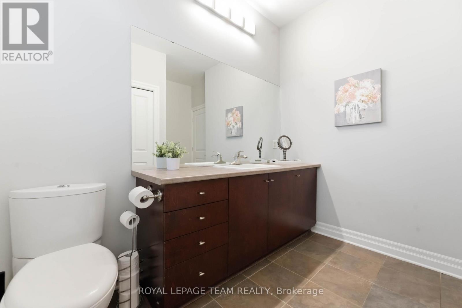 6 Waterford Way, Ottawa, Ontario  K2E 7V4 - Photo 21 - X12809124