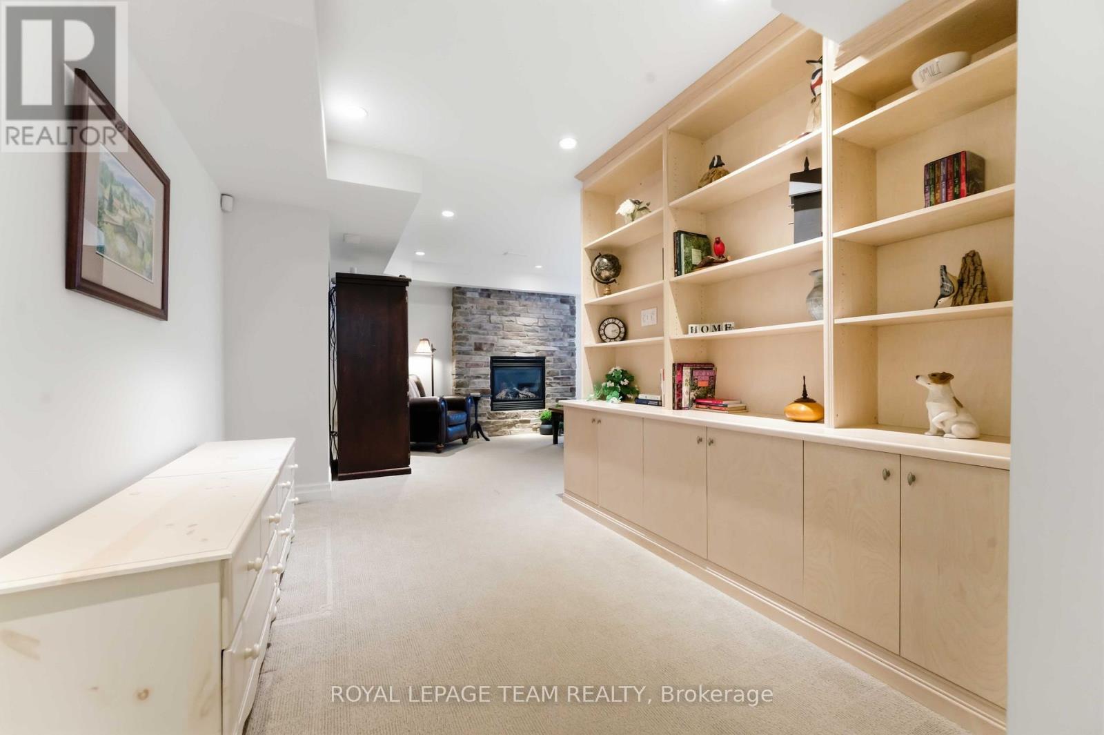 6 Waterford Way, Ottawa, Ontario  K2E 7V4 - Photo 31 - X12809124