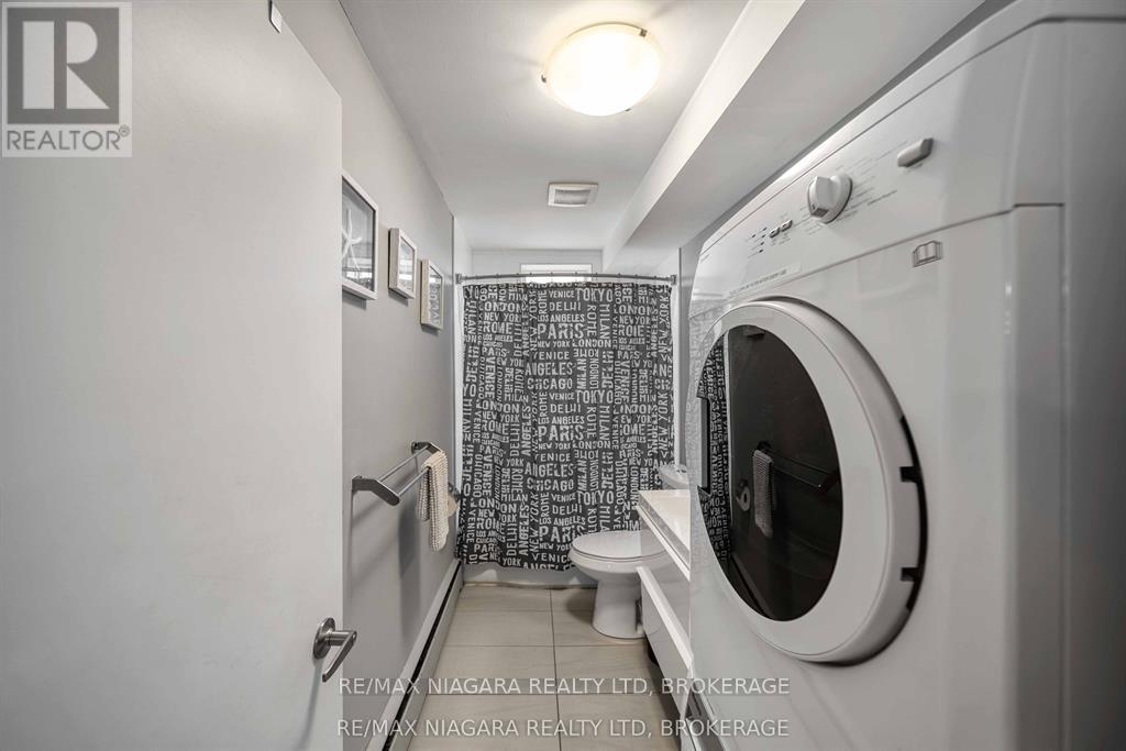 8 - 4538 Huron Street, Niagara Falls, Ontario  L2E 2H3 - Photo 10 - X12809090