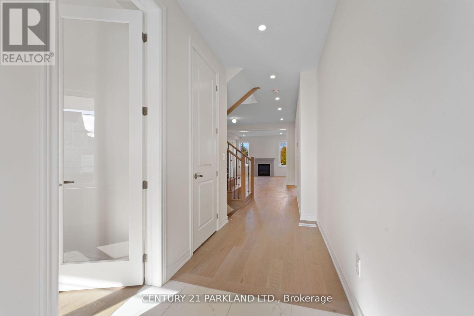 1352 Davis Loop, Innisfil (Lefroy), Ontario  L0L 1W0 - Photo 7 - N12805010