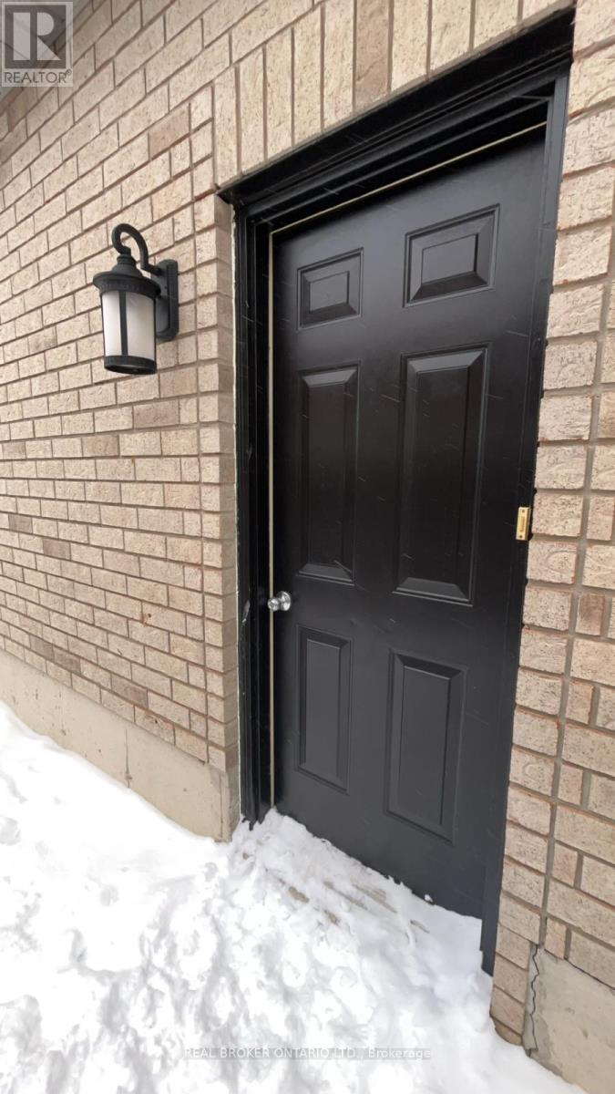 118 Sandringham Drive, Barrie, Ontario L4M 7J5 - Photo 24 - S12748970