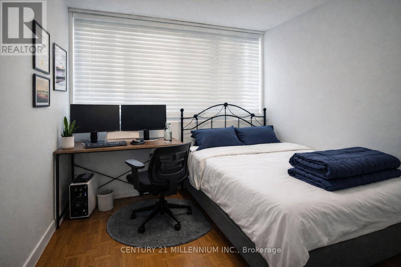 1103 - 3700 Kaneff Crescent, Mississauga, Ontario  L5A 4B8 - Photo 6 - W12809026