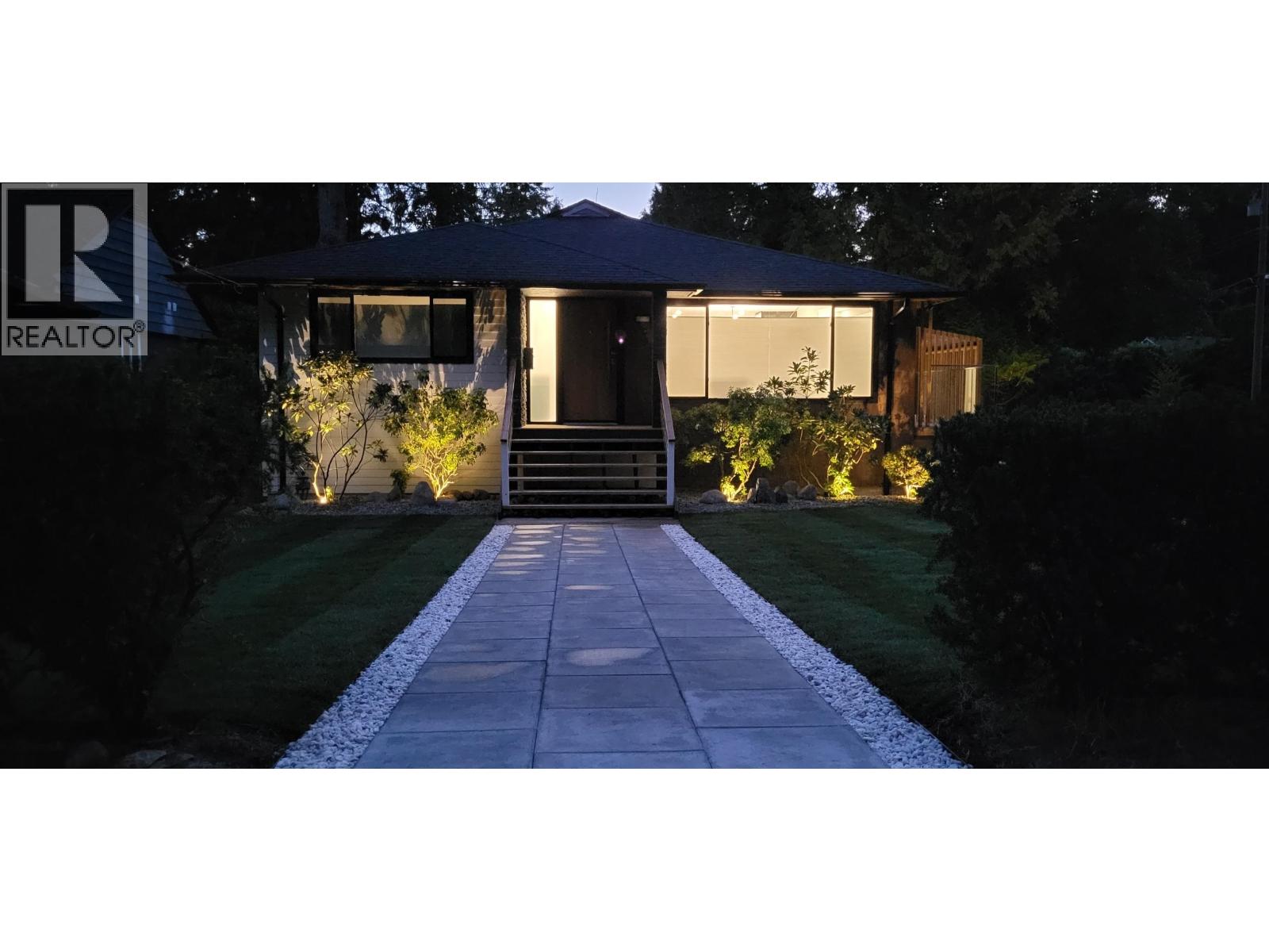 4491 PRIMROSE LANE, North Vancouver, British Columbia