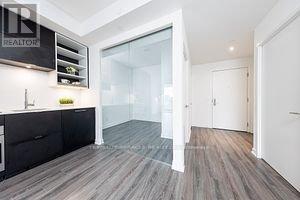 511 - 20 EDWARD STREET, Toronto, Ontario