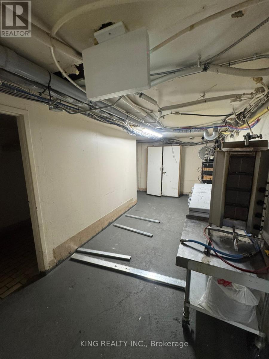 424 Danforth Avenue, Toronto, Ontario M4K 1P3 - Photo 9 - E12809086