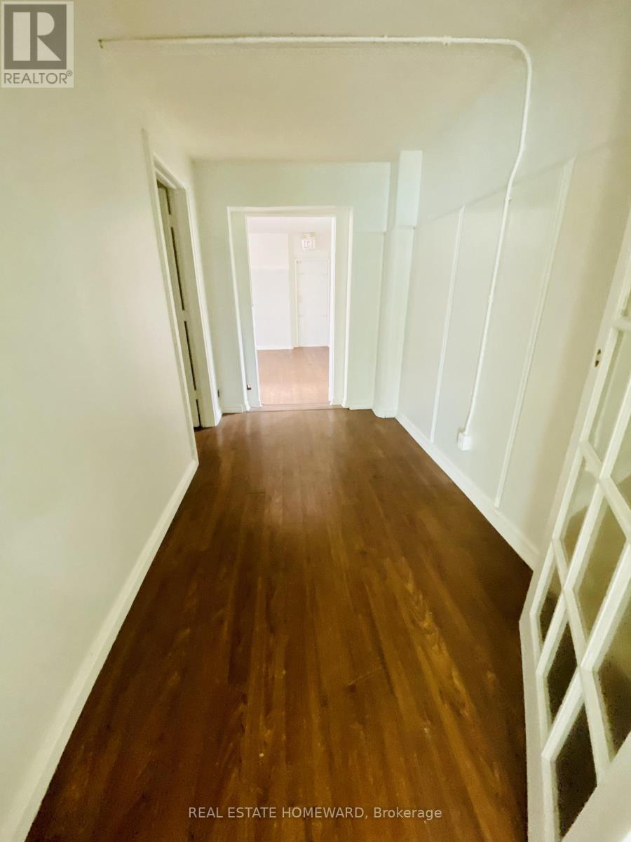 493a Danforth Avenue, Toronto, Ontario  M4K 1P5 - Photo 11 - E12809146