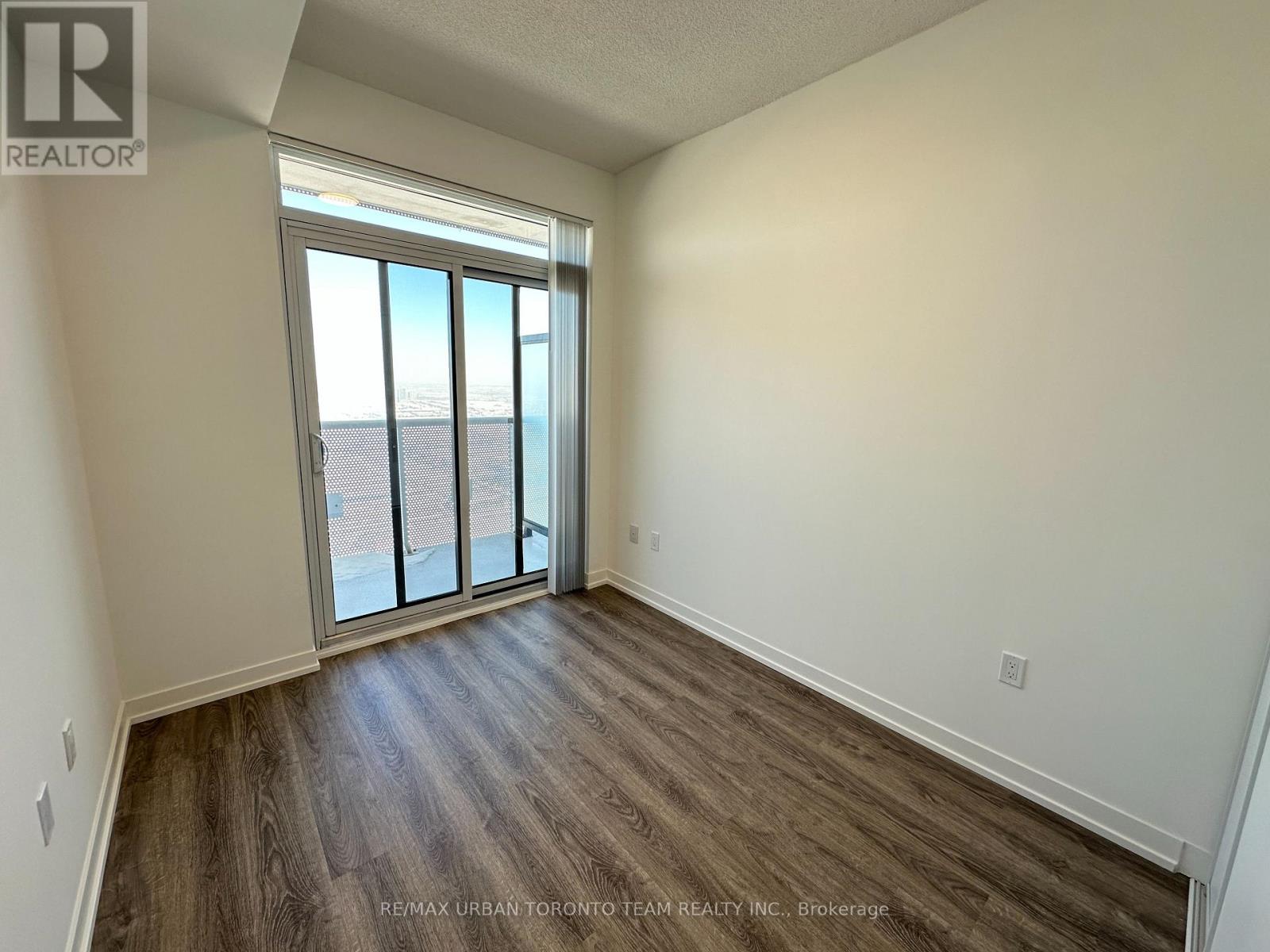 5502 - 8 Interchange Way, Vaughan, Ontario  L4K 5Z7 - Photo 15 - N12809062