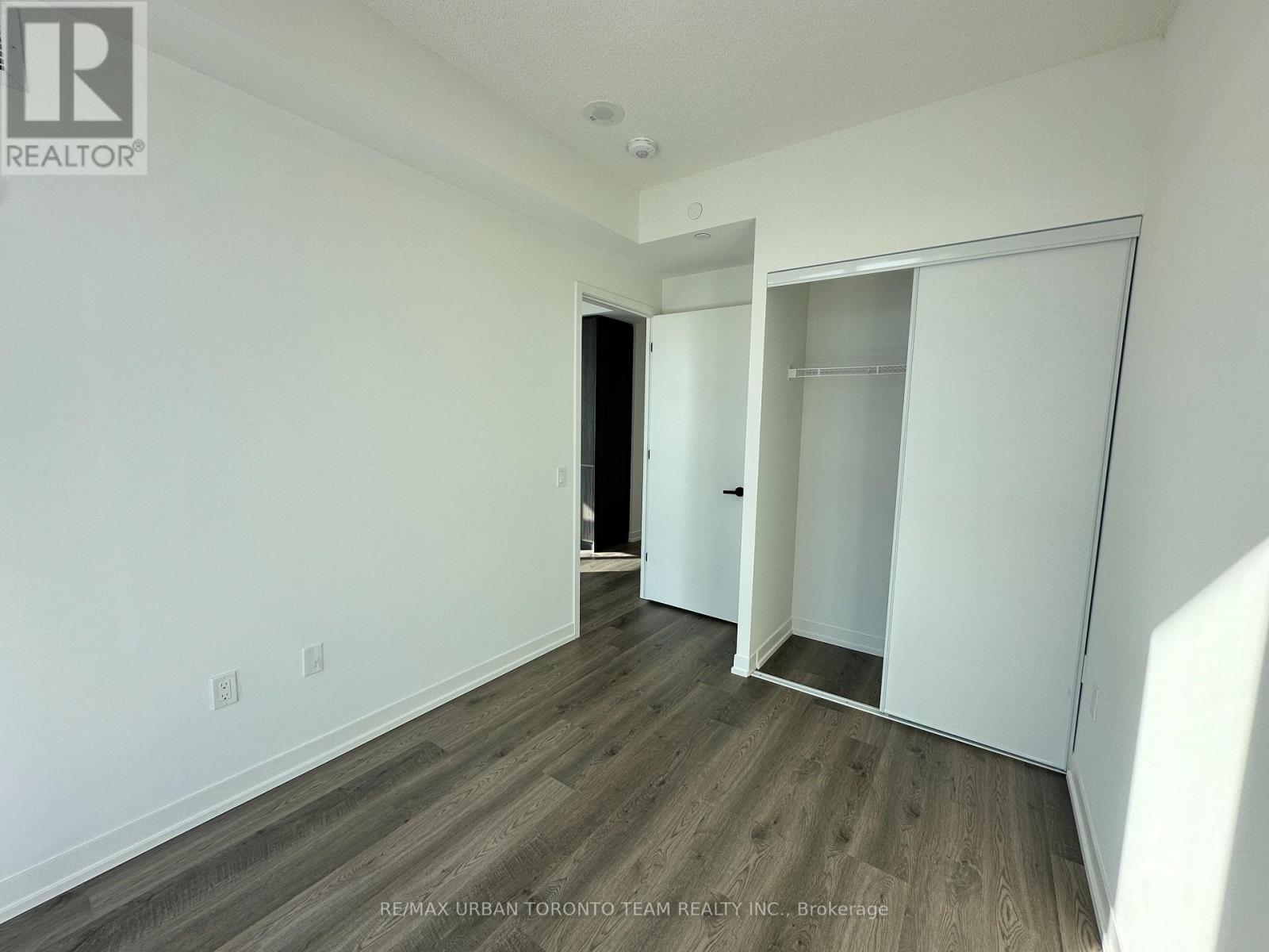 5612 - 8 Interchange Way, Vaughan, Ontario  L4K 5Z7 - Photo 11 - N12809116