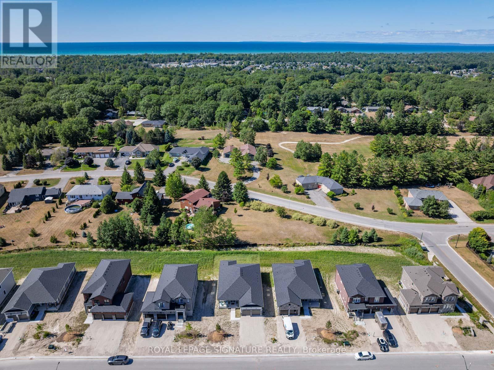 8 Misty Ridge Road, Wasaga Beach, Ontario  L9Z 0R8 - Photo 47 - S12809122