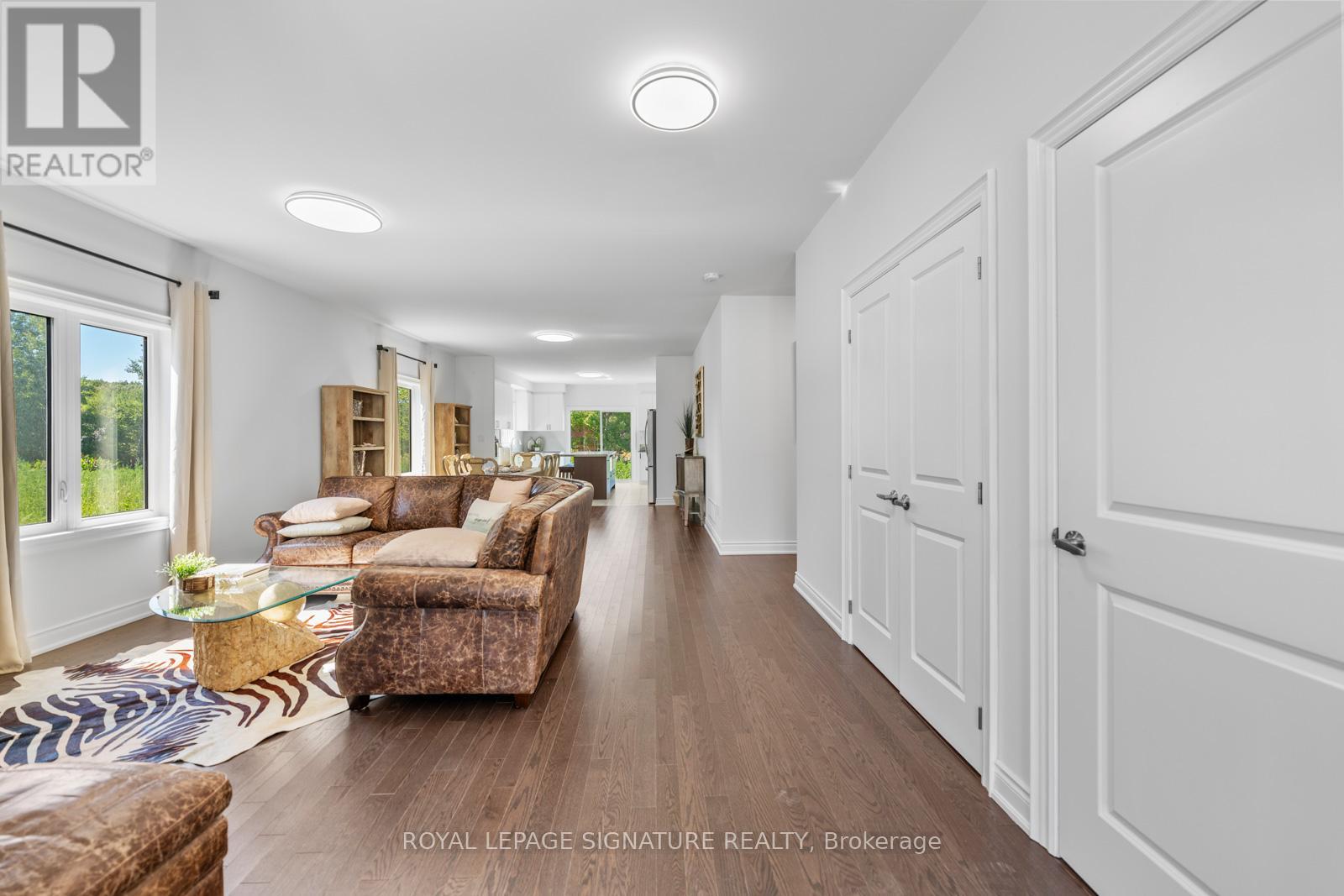 8 Misty Ridge Road, Wasaga Beach, Ontario  L9Z 0R8 - Photo 7 - S12809122