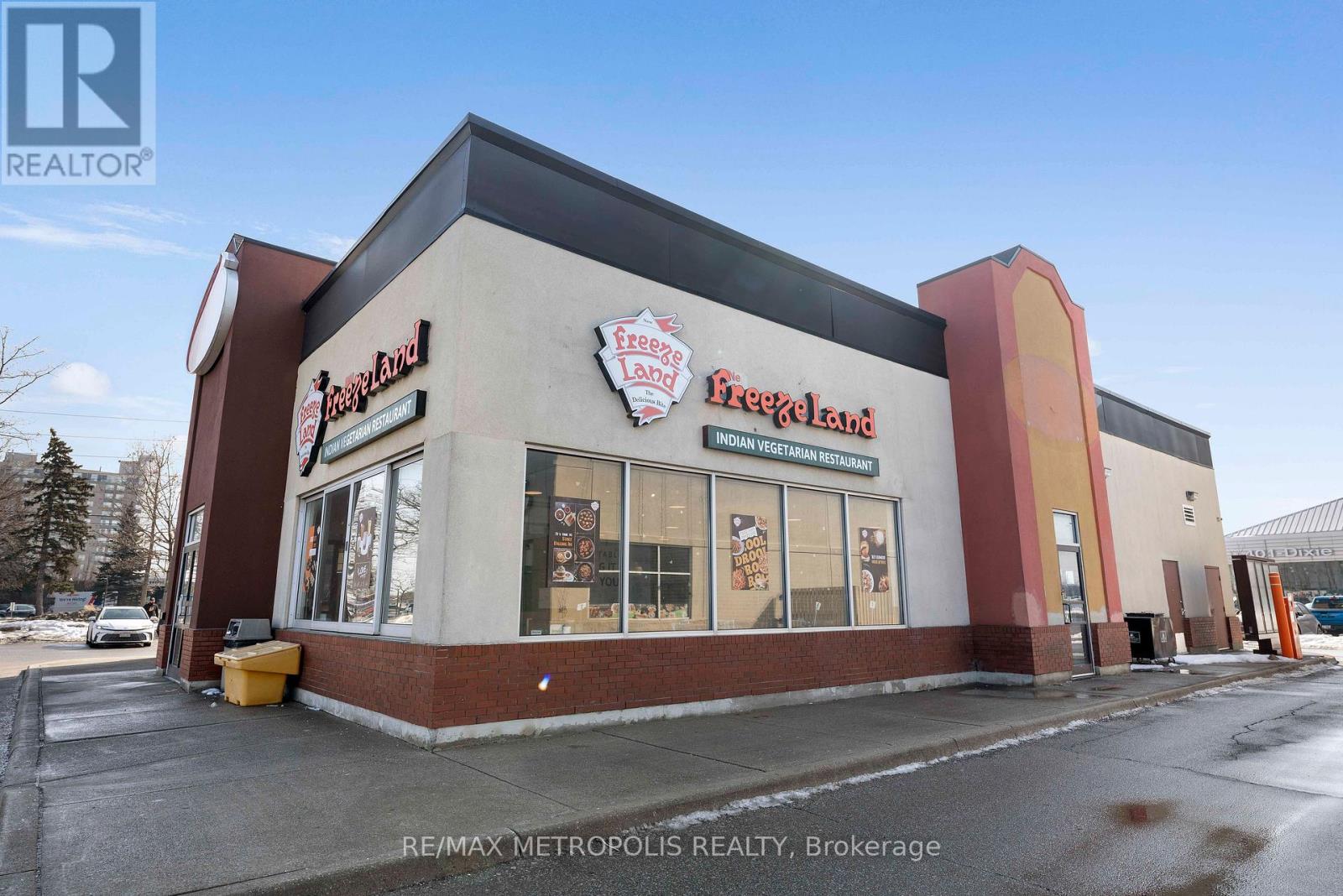 1465 Aerowood Drive, Mississauga, Ontario  L4W 1C2 - Photo 27 - W12809058