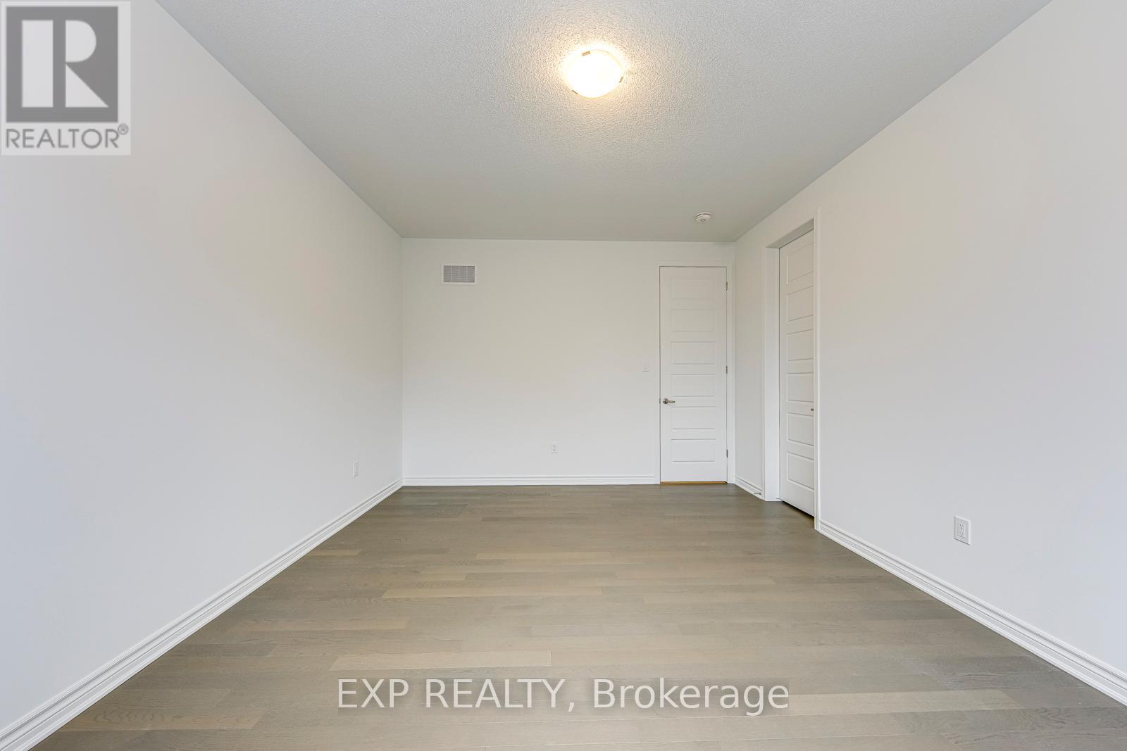 1313 Whitlock Avenue, Milton, Ontario  L9E 2H1 - Photo 22 - W12809084