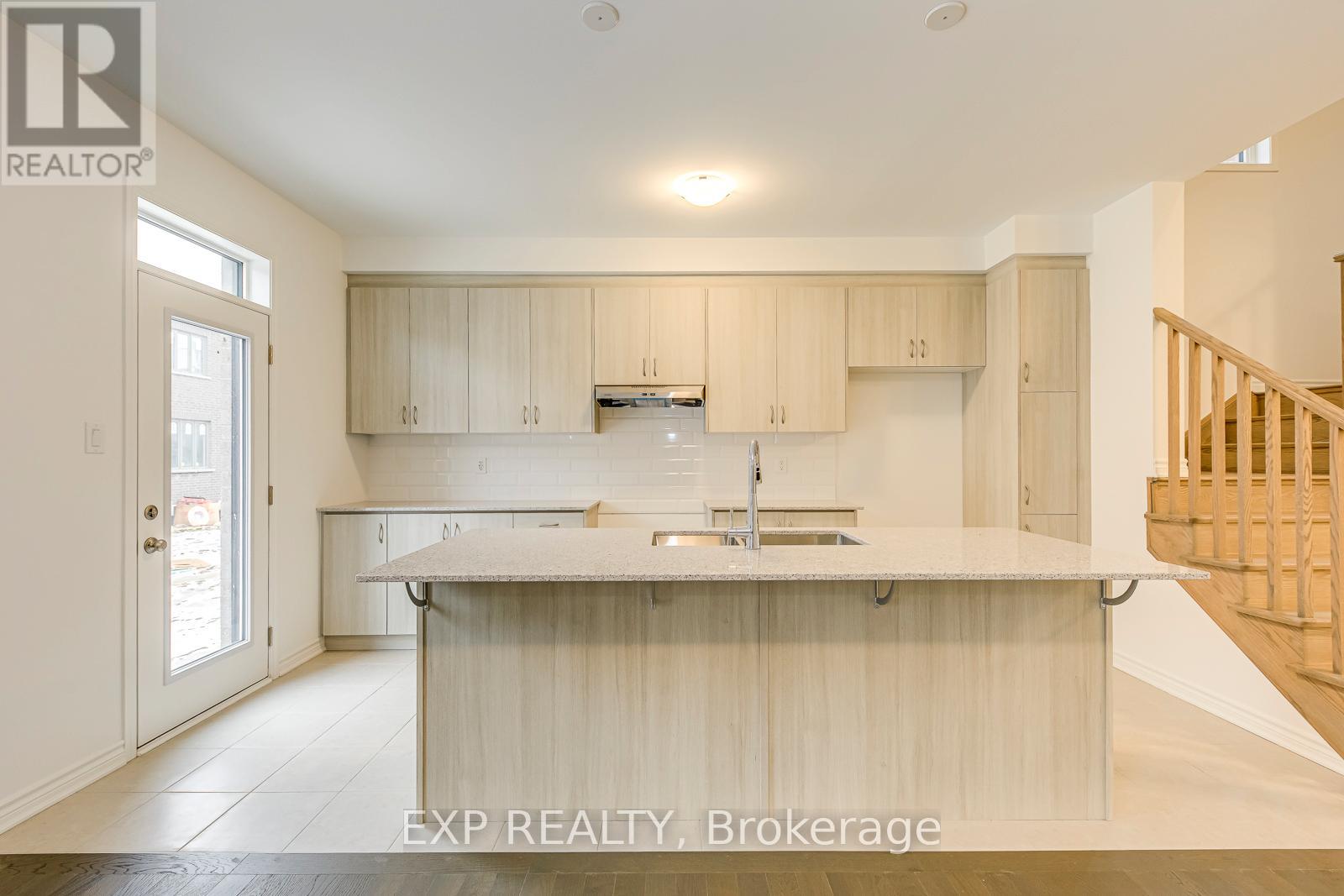 1313 Whitlock Avenue, Milton, Ontario  L9E 2H1 - Photo 9 - W12809084