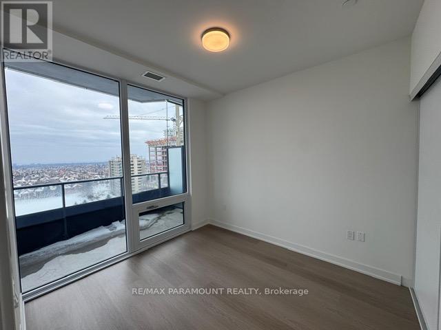 1008 - 448 Burnhamthorpe Road W, Mississauga, Ontario  L5B 4M6 - Photo 11 - W12809096