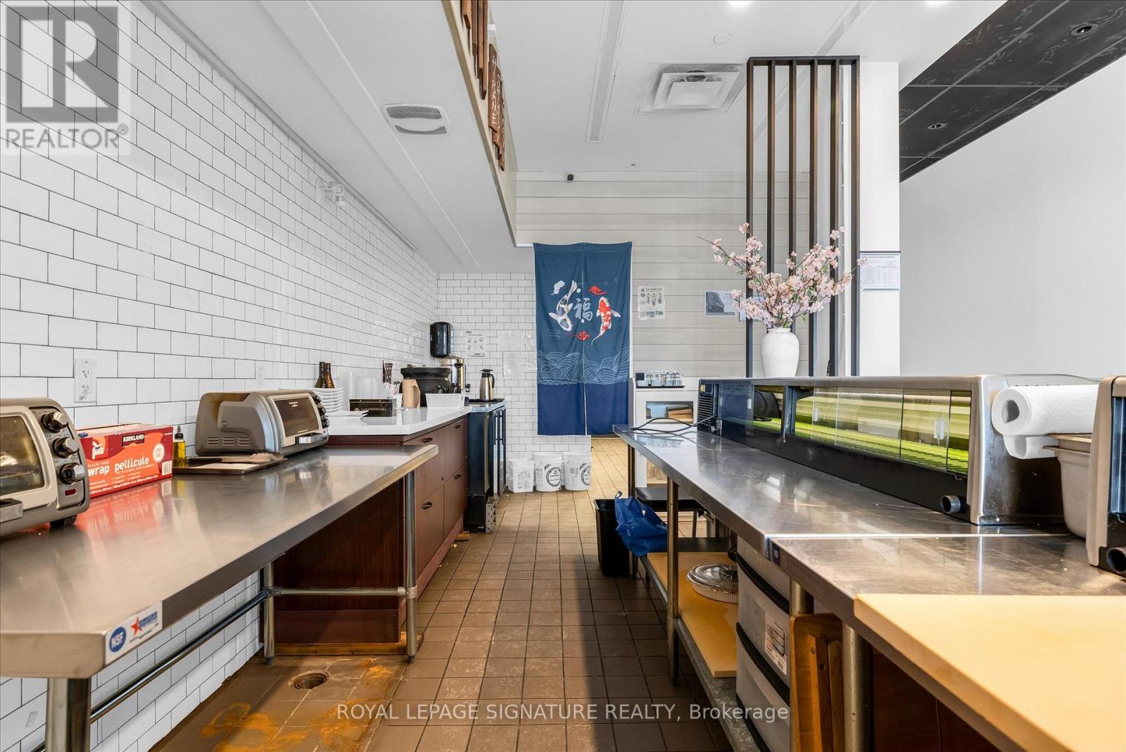 103 - 491 Appleby Line, Burlington, Ontario L7L 2Y1 - Photo 10 - W12809108