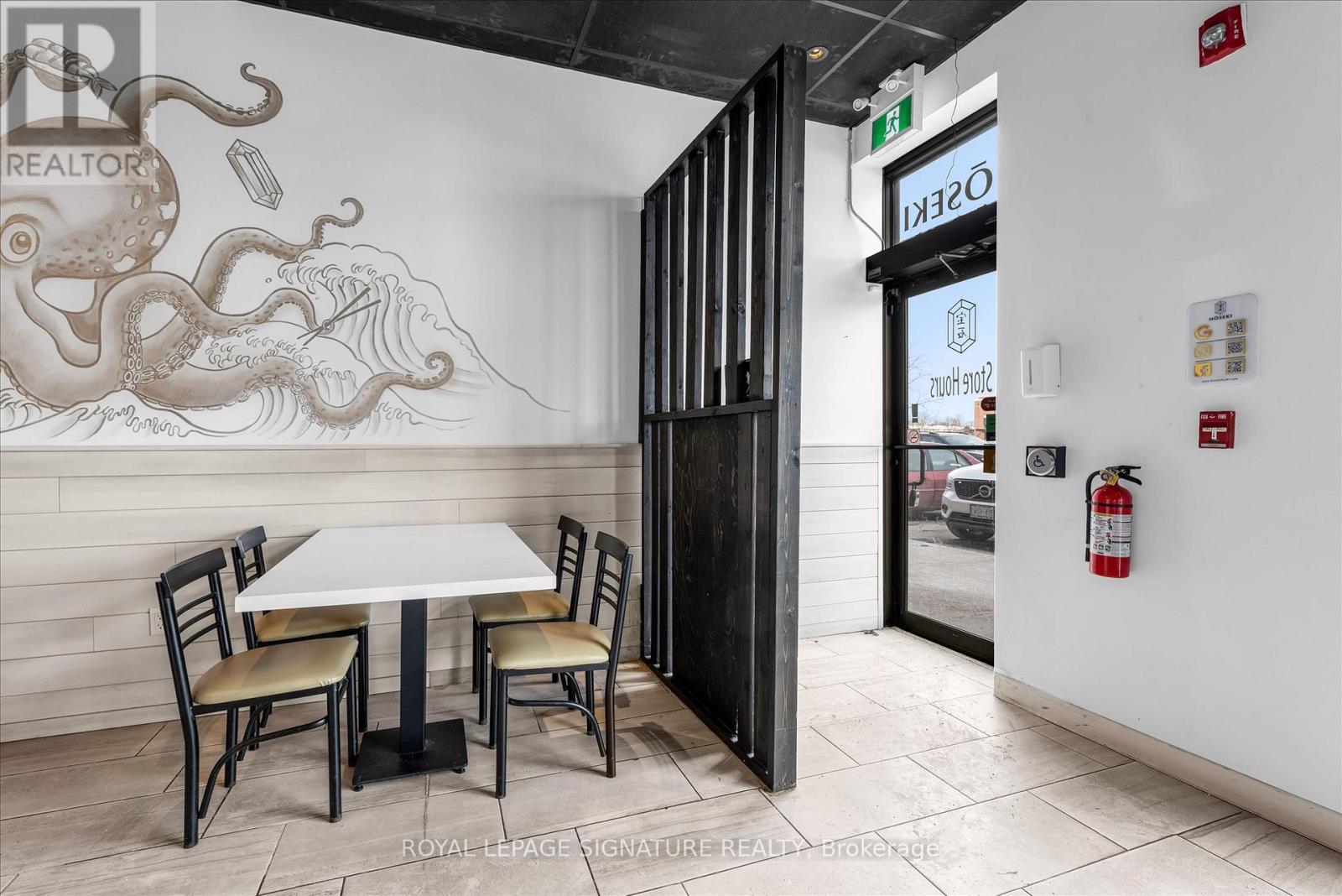 103 - 491 Appleby Line, Burlington, Ontario L7L 2Y1 - Photo 3 - W12809108