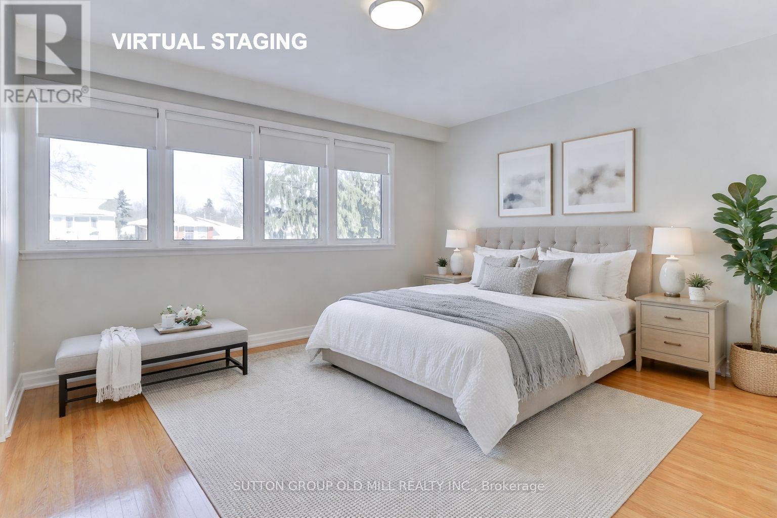 15 Manorhampton Drive, Toronto, Ontario  M9P 1E1 - Photo 14 - W12809138