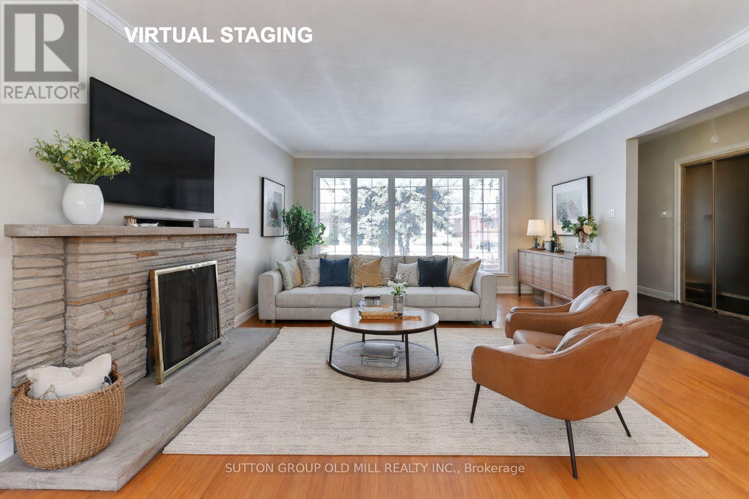 15 Manorhampton Drive, Toronto, Ontario  M9P 1E1 - Photo 5 - W12809138