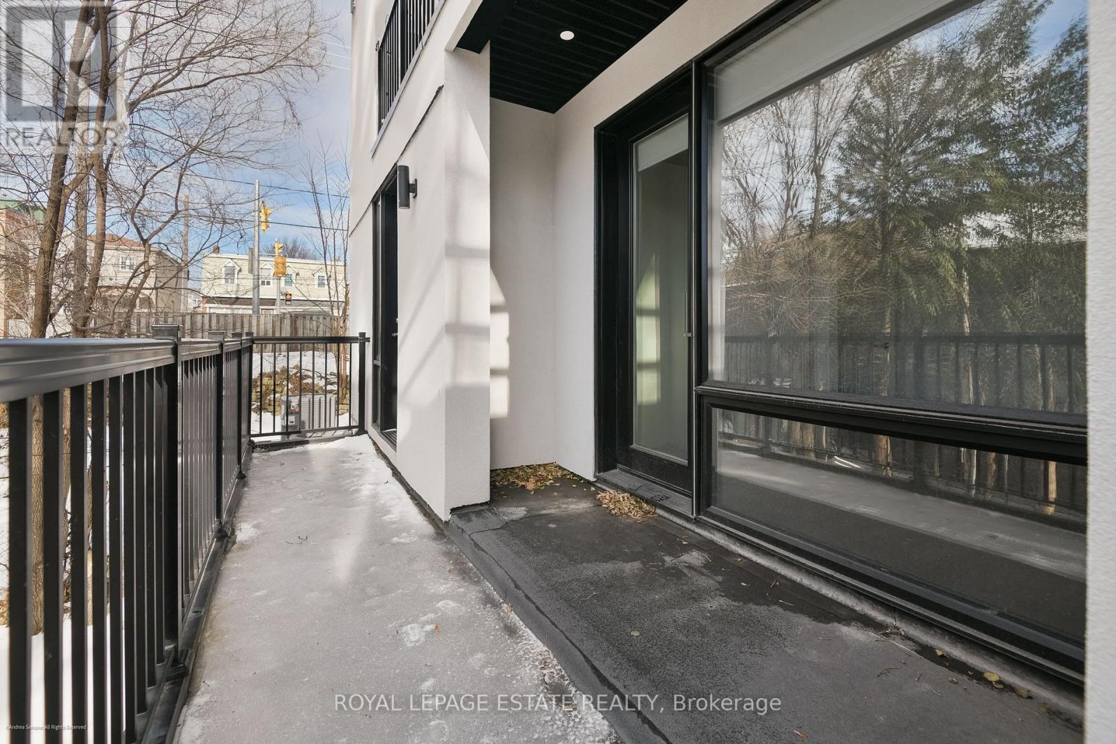 Main Floor - 506 Scarborough Road, Toronto, Ontario  M4E 3N2 - Photo 20 - E12655324