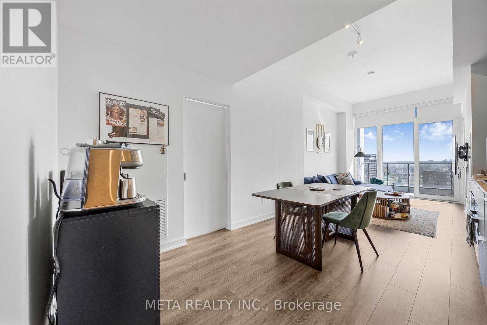 1412 - 28 Ann Street, Mississauga, Ontario  L5G 3G1 - Photo 4 - W12679640