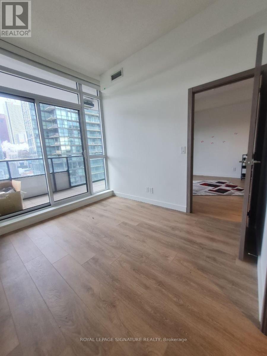 2303 - 38 Widmer Street E, Toronto, Ontario  M5V 0P7 - Photo 9 - C12809148